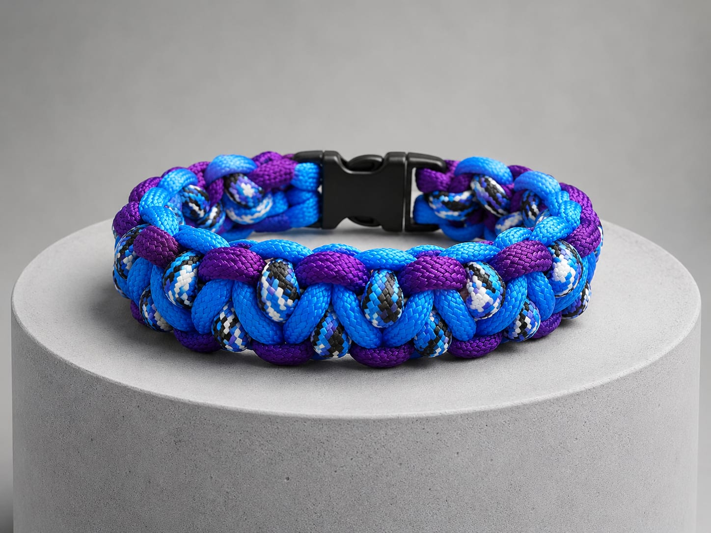 Solomon's dragon paracord bracelet
